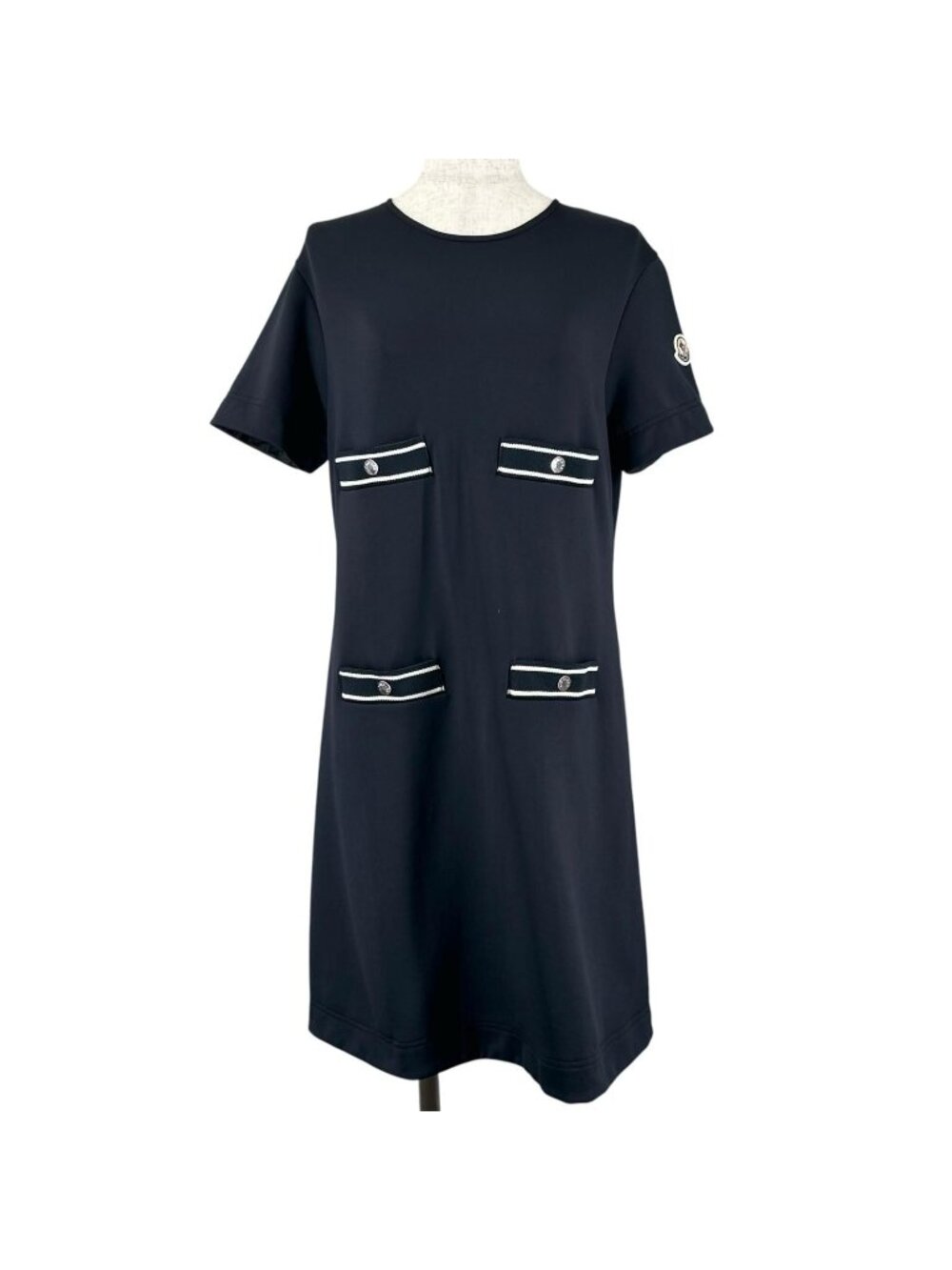 Moncler Vestito Logo Patch Short Sleeve Dress Black Made by Luco S